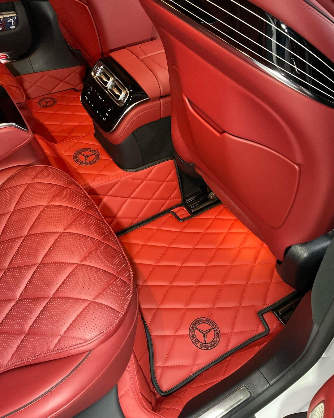 Scarlet Horizon - Image 3